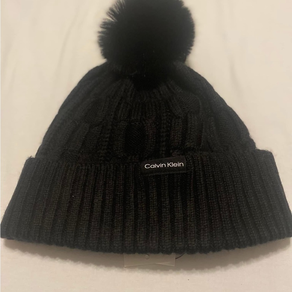 Never worn. Smoke and pet free home